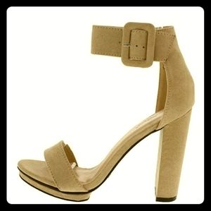 Lov-Mark Tan Suede Comfort Platform Pumps